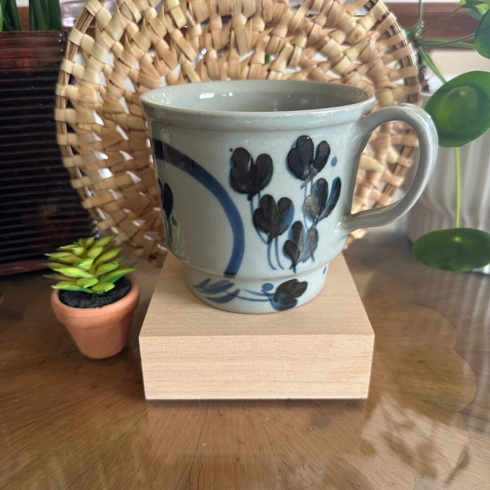 Vintage Iron Mountain Stoneware Martha's Flowers Mug, Nancy Patterson Lamb TN Po